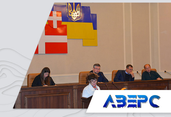 30.04.2021 - За 22 хвилини – 39 мільйонів гривень: у Волинській облраді відбувся V аукціон бурштину